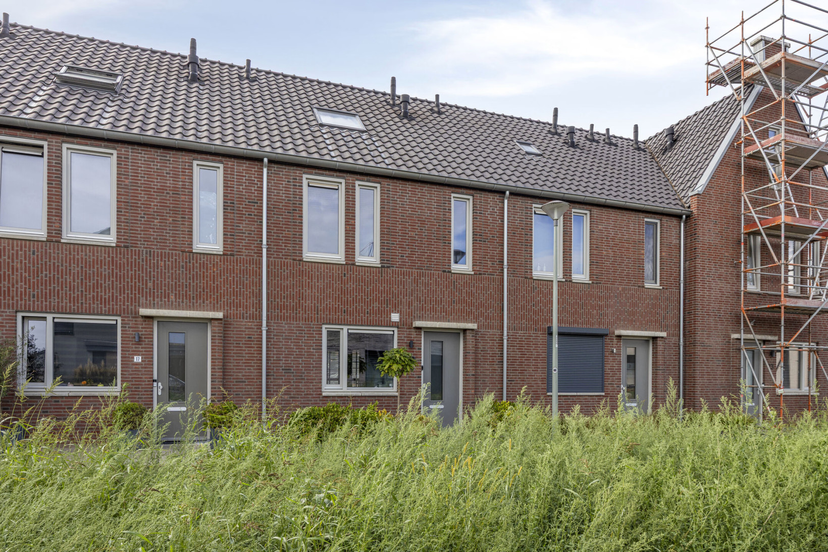 Tussenwoning te koop: Niellerveld 19, Roermond
