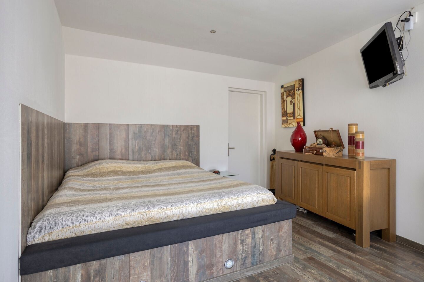 Vrijstaande woning te koop: Burgemeester Beerenbroekstraat 46, Roermond