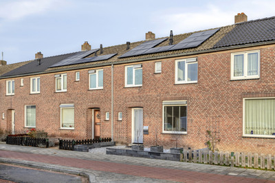 Koninginnel. 81