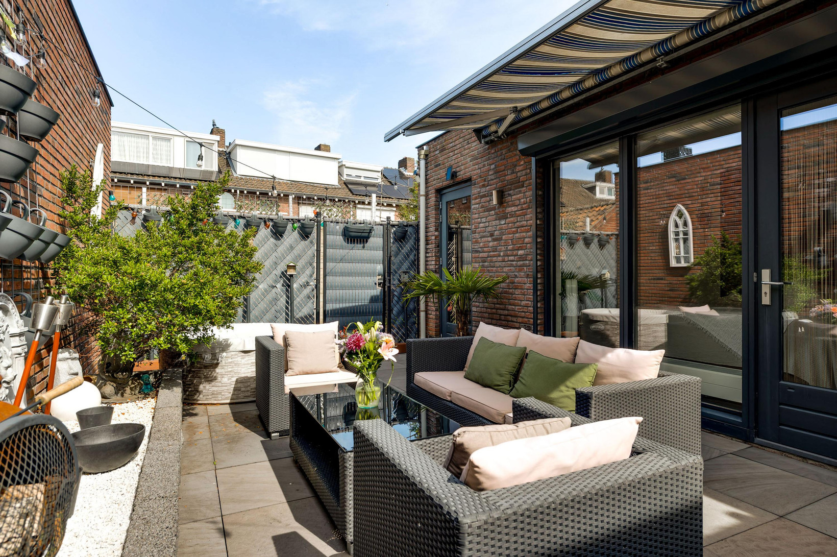 Hoekwoning te koop: Julianastraat 12, Roermond