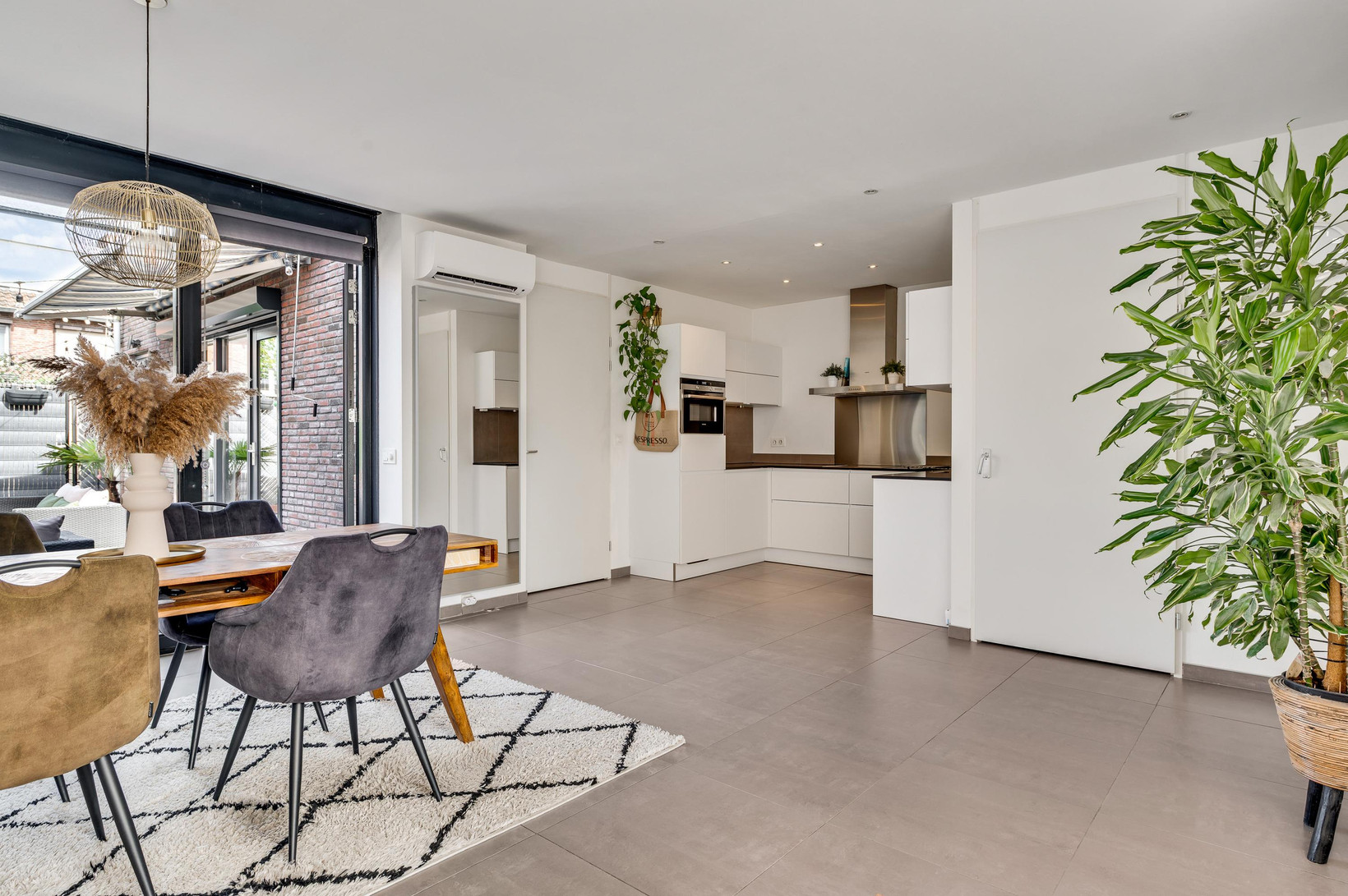 Hoekwoning te koop: Julianastraat 12, Roermond