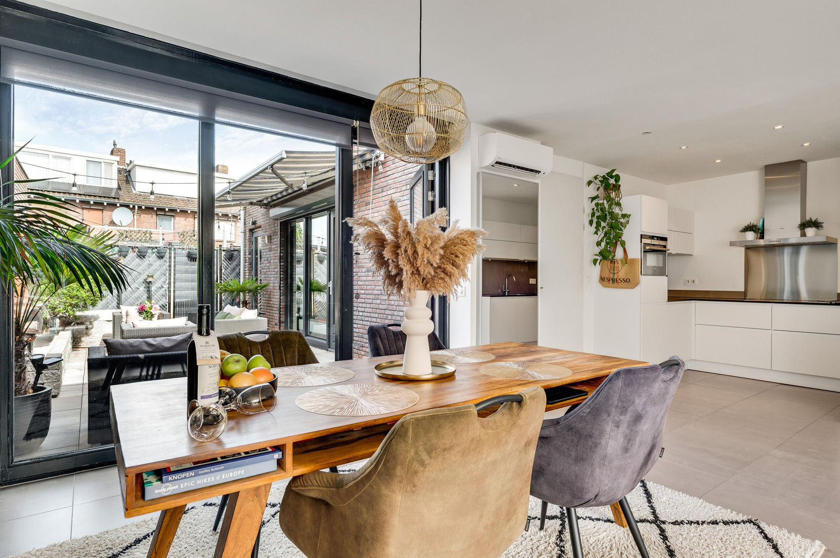 Hoekwoning te koop: Julianastraat 12, Roermond