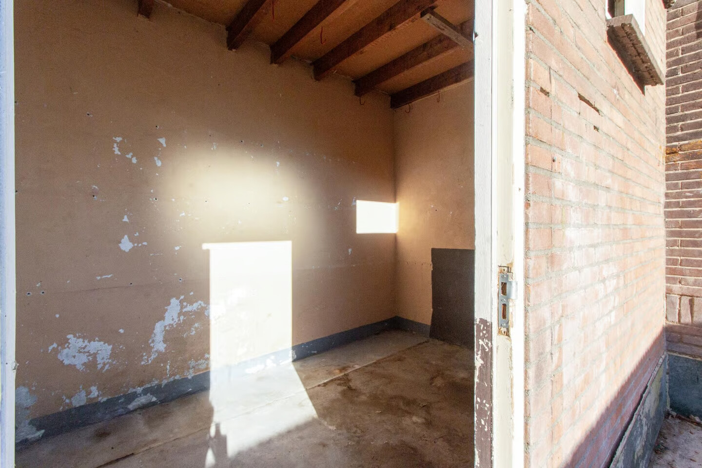 Tussenwoning te koop: Prins Bernhardstraat 18, Roermond