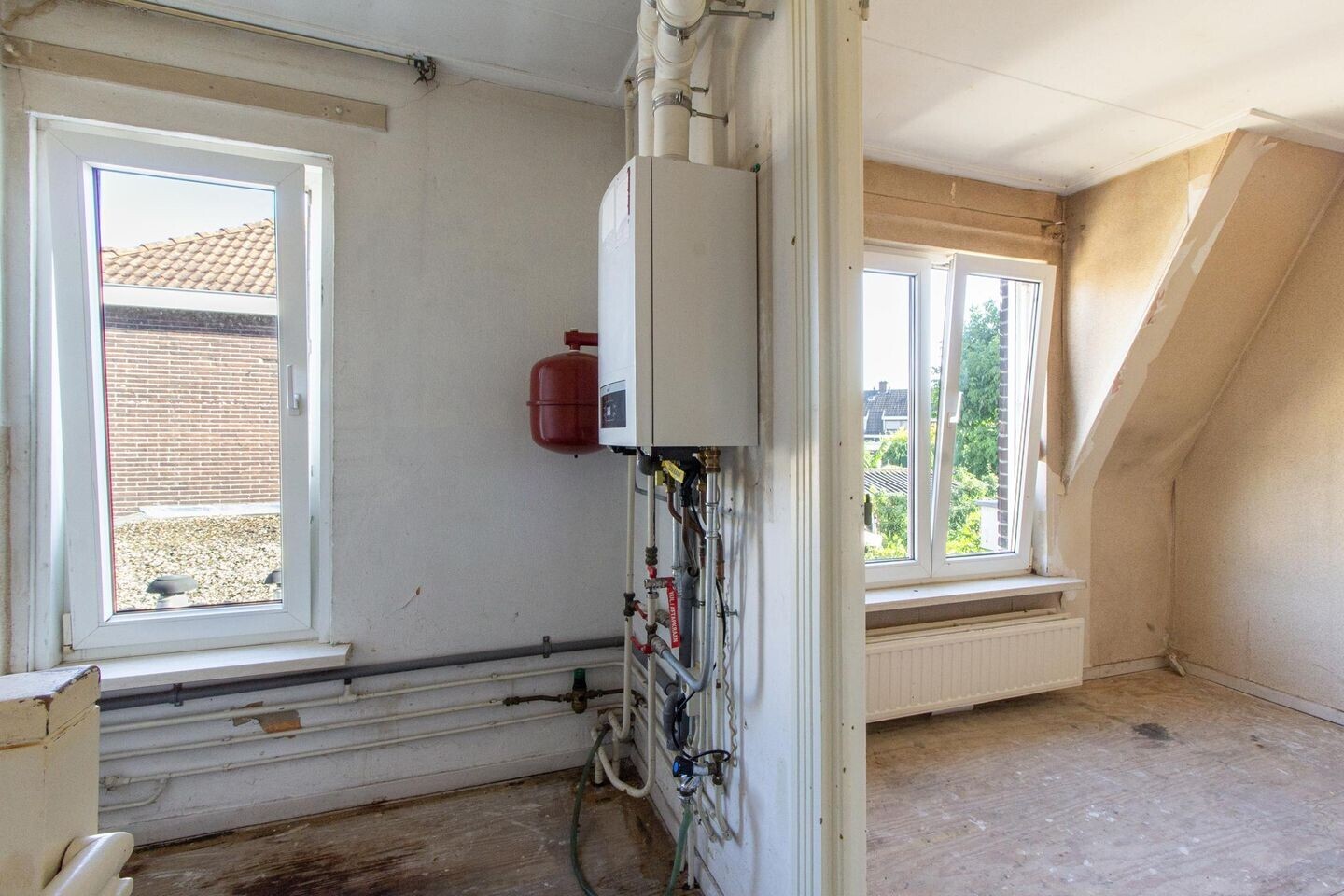 Tussenwoning te koop: Prins Bernhardstraat 18, Roermond