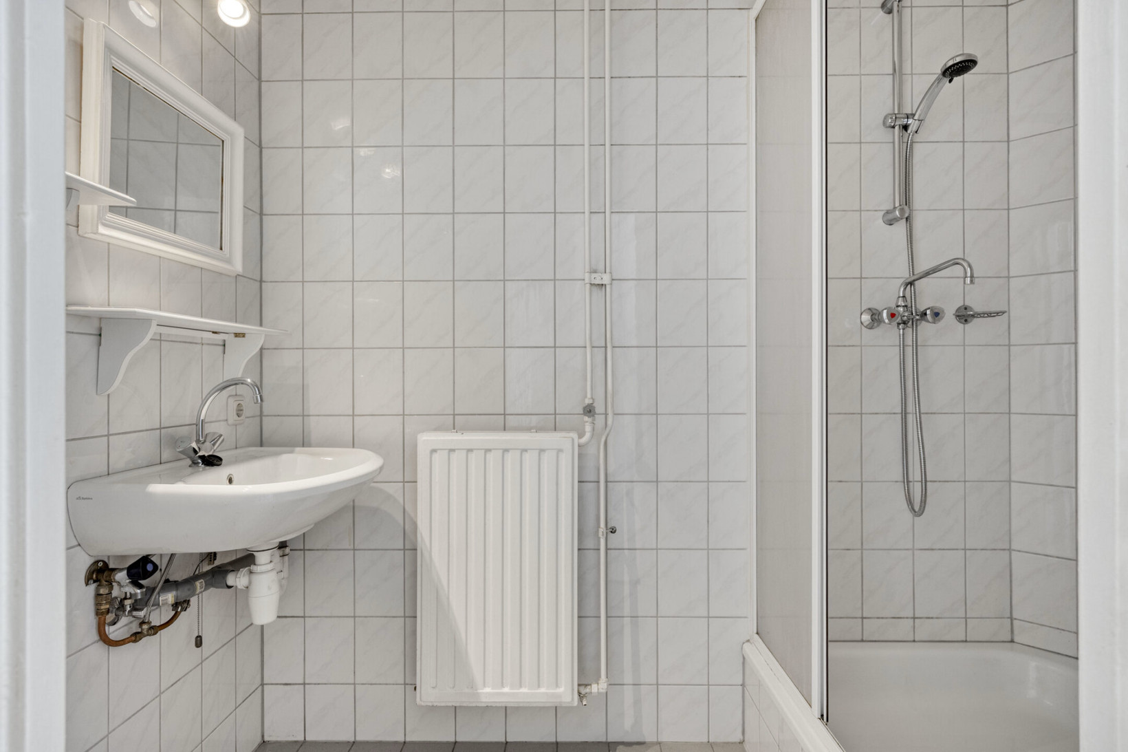 Tussenwoning te koop: Koningin Regentesselaan 82, Roermond