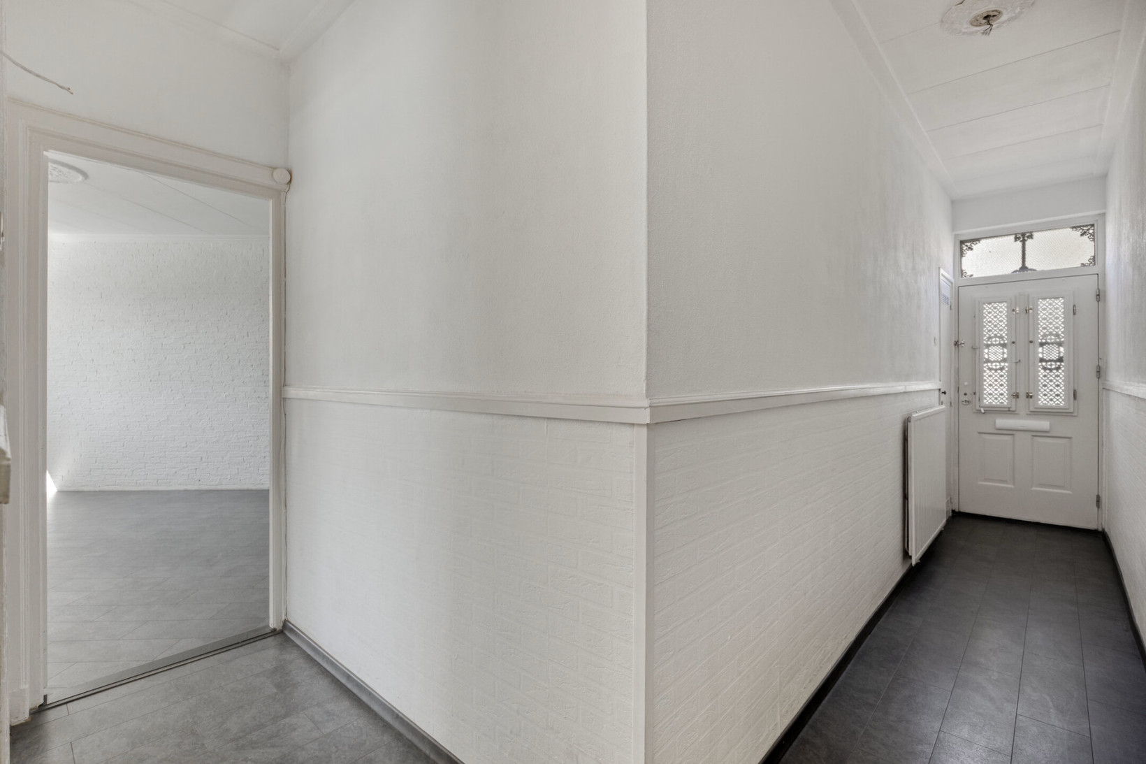 Tussenwoning te koop: Koningin Regentesselaan 82, Roermond
