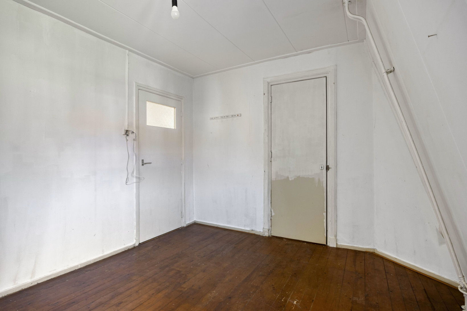 Tussenwoning te koop: Koningin Regentesselaan 82, Roermond