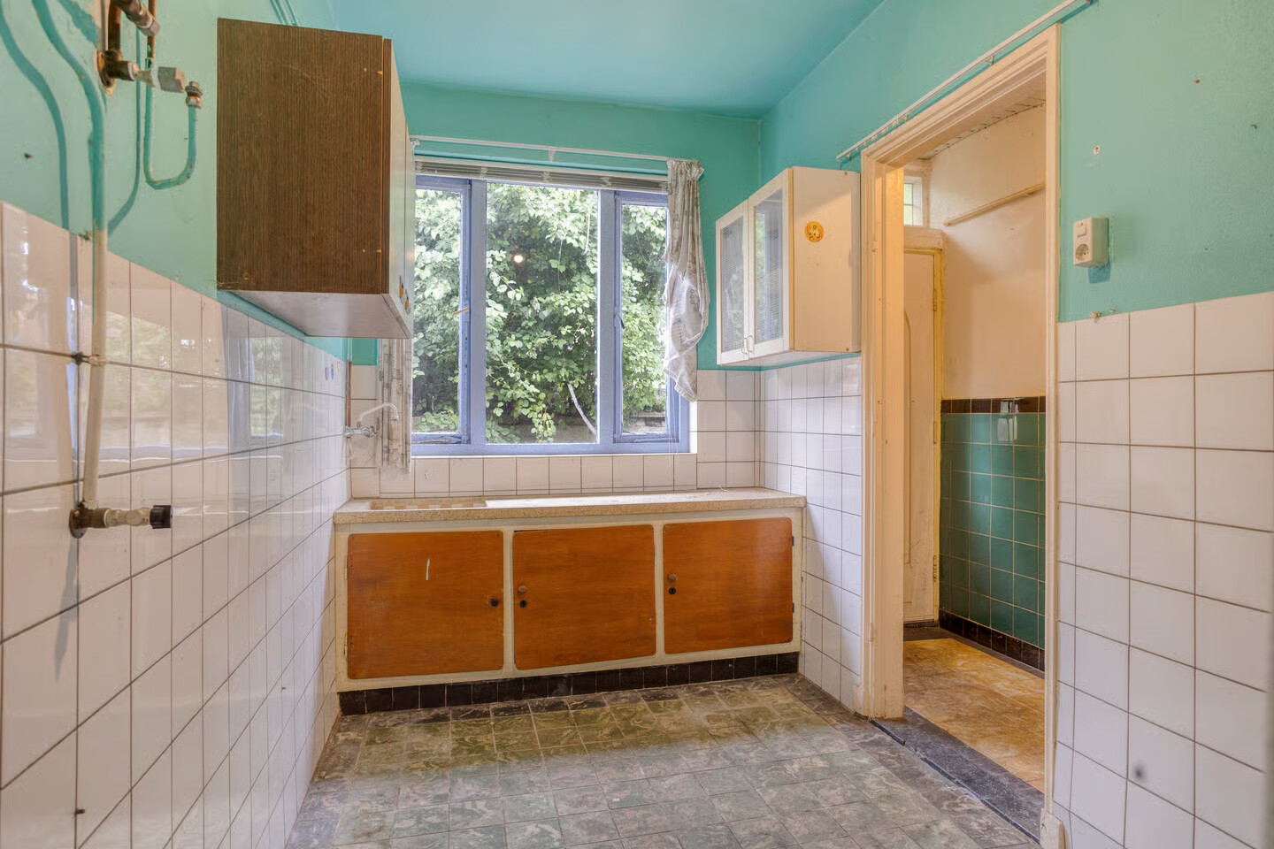 Twee-onder-één-kap te koop: Bredeweg 375, Roermond