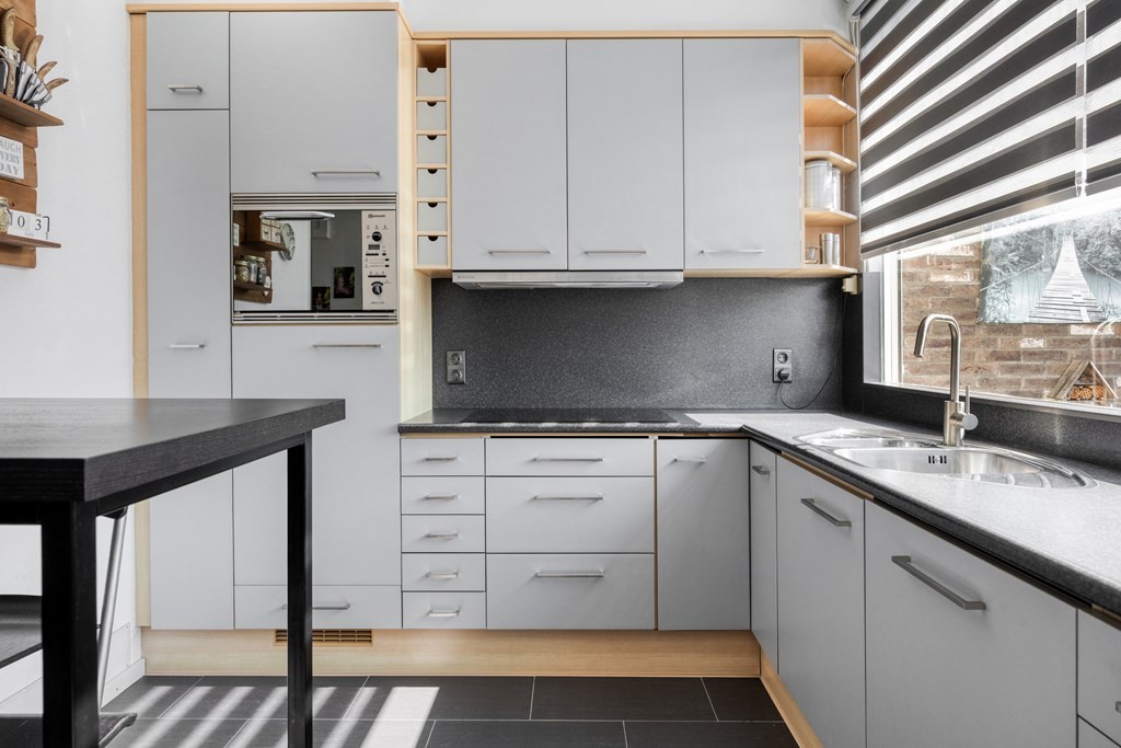 Tussenwoning te koop: Kasteel Hillenraedtstraat 33A, Roermond