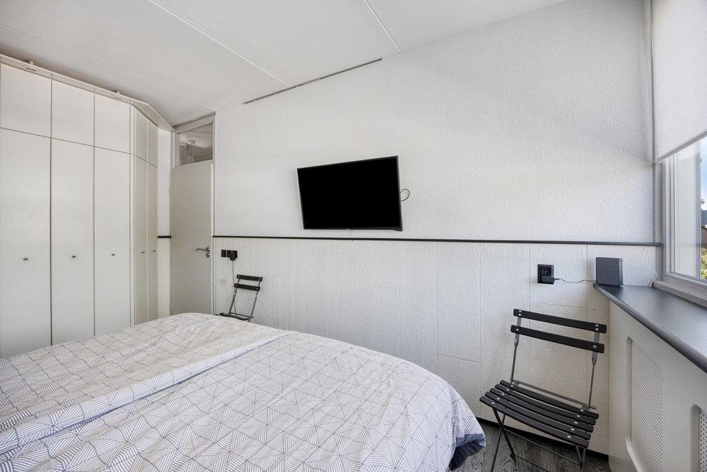 Tussenwoning te koop: Kasteel Hillenraedtstraat 33A, Roermond