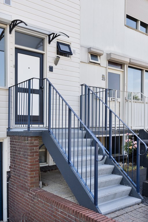 Tussenwoning te koop: Kasteel Hillenraedtstraat 33A, Roermond