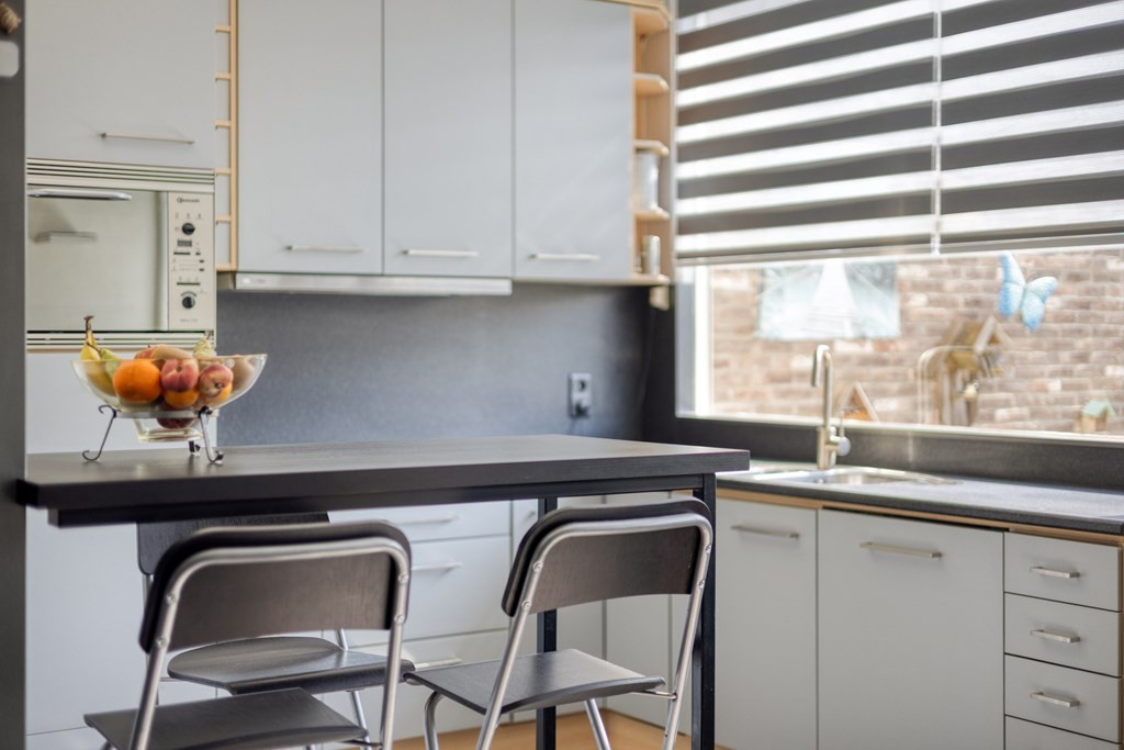 Tussenwoning te koop: Kasteel Hillenraedtstraat 33A, Roermond