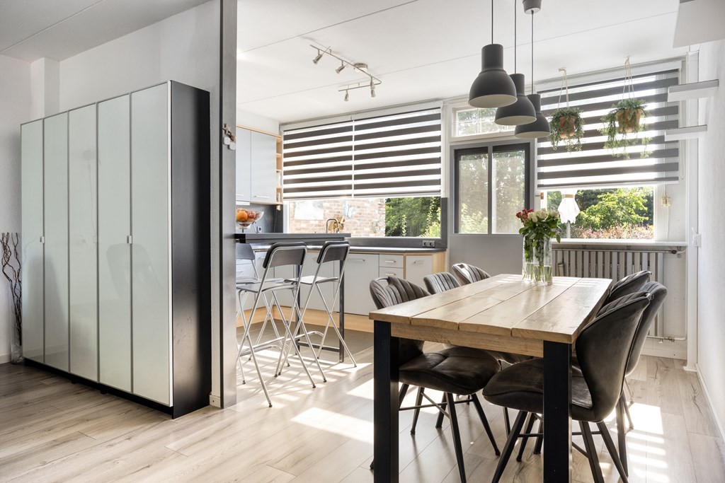 Tussenwoning te koop: Kasteel Hillenraedtstraat 33A, Roermond