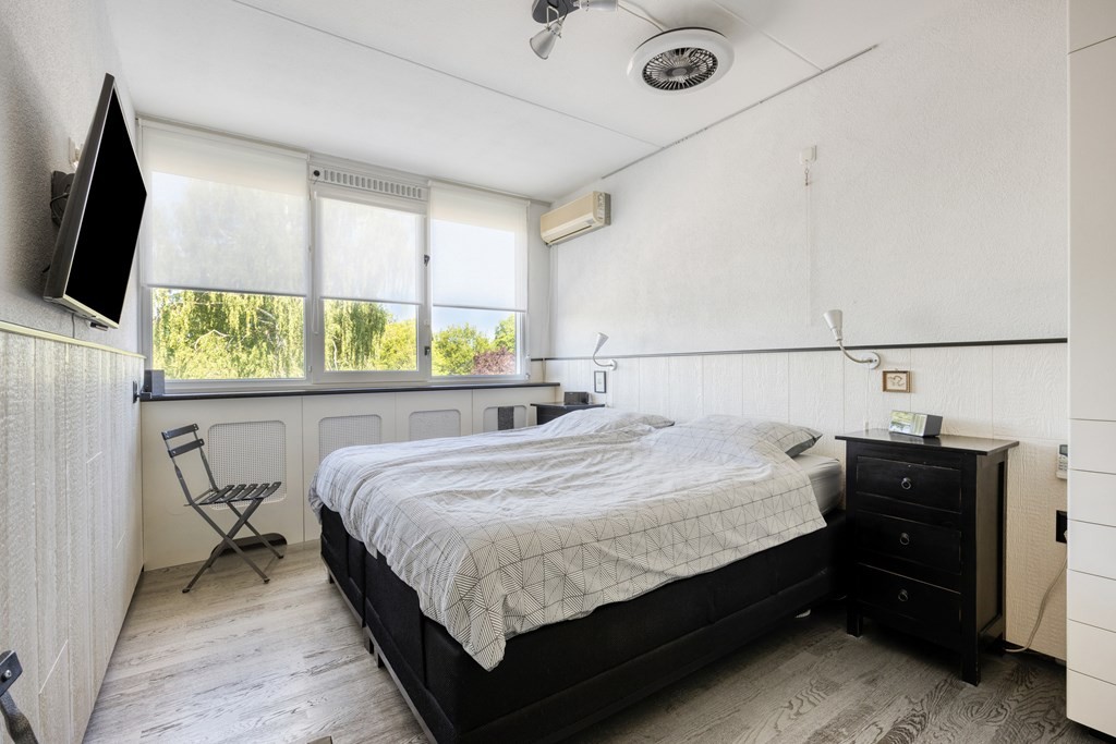 Tussenwoning te koop: Kasteel Hillenraedtstraat 33A, Roermond