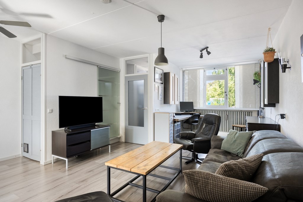 Tussenwoning te koop: Kasteel Hillenraedtstraat 33A, Roermond
