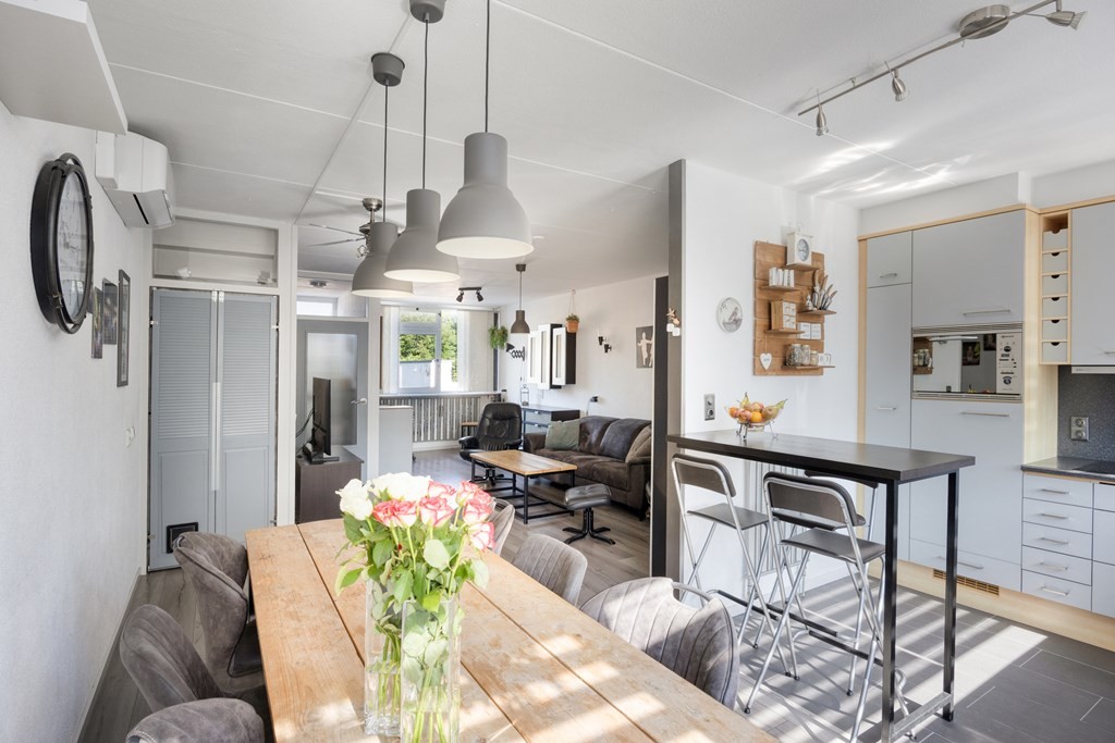 Tussenwoning te koop: Kasteel Hillenraedtstraat 33A, Roermond