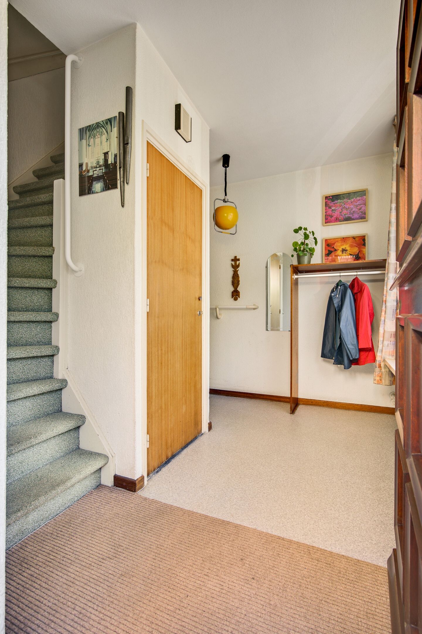 Tussenwoning te koop: Kasteel Exaetenstraat 13, Roermond