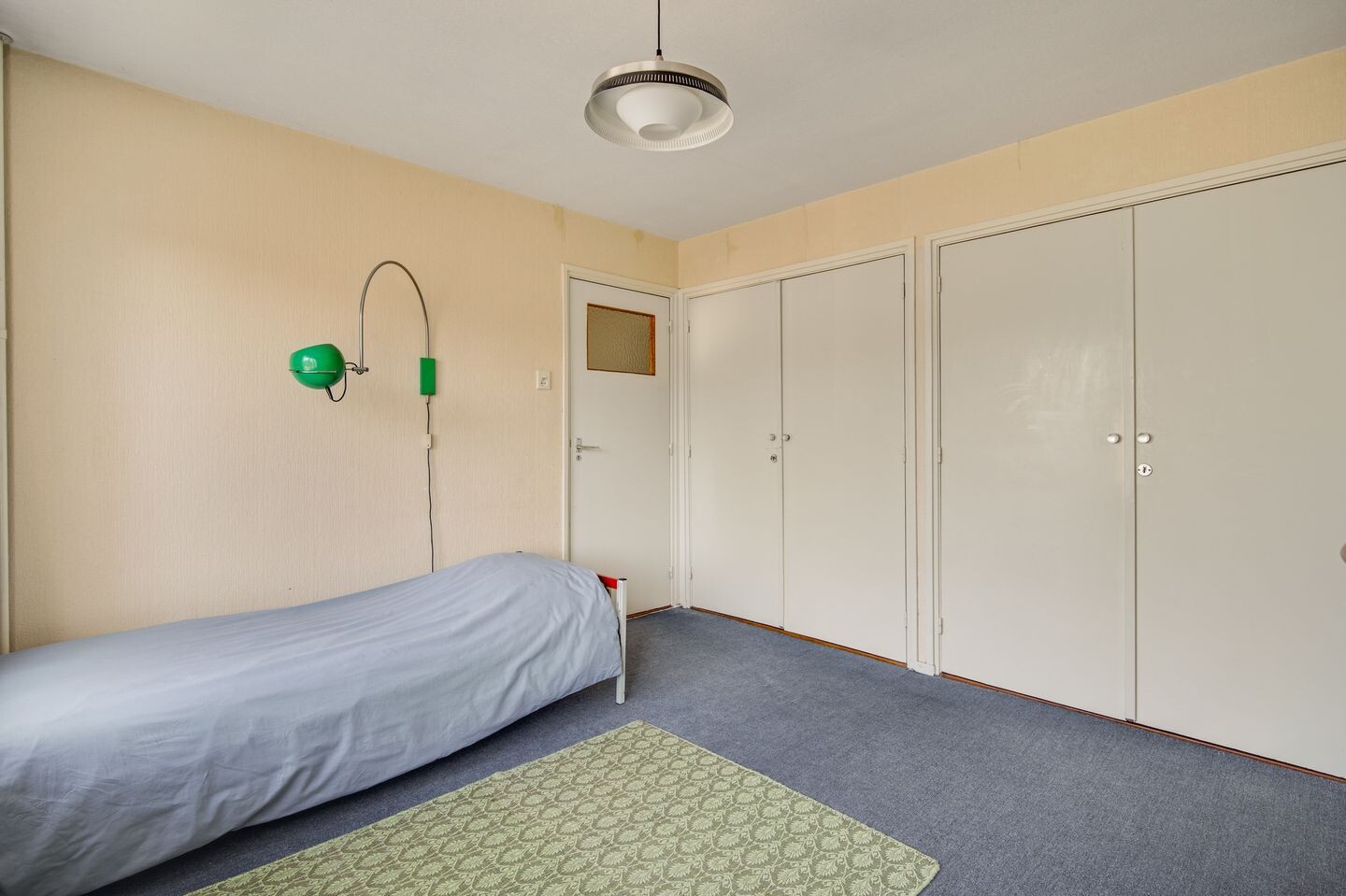 Tussenwoning te koop: Kasteel Exaetenstraat 13, Roermond