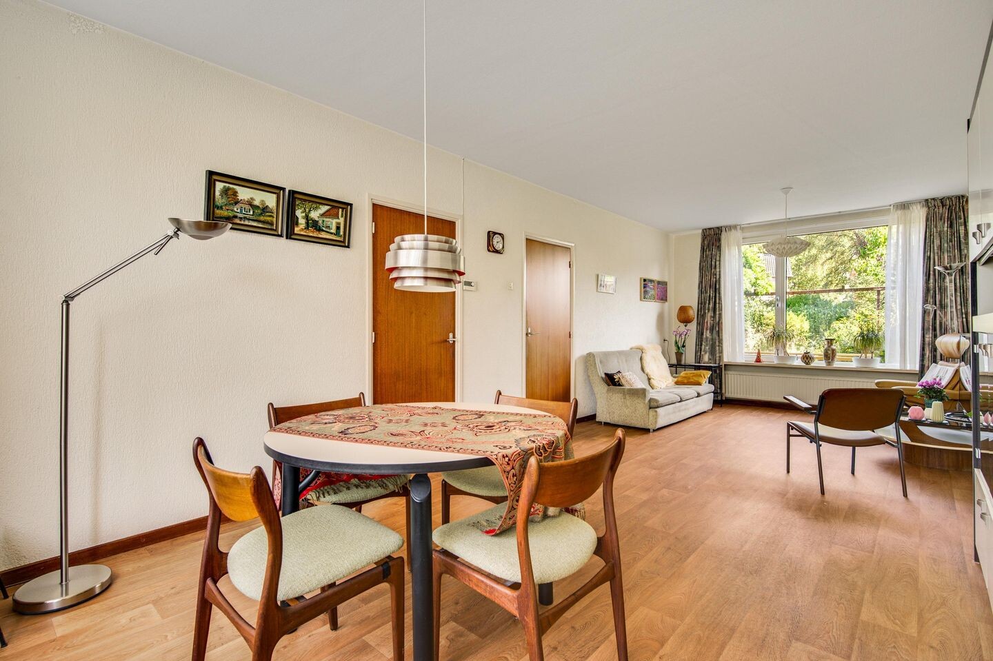 Tussenwoning te koop: Kasteel Exaetenstraat 13, Roermond