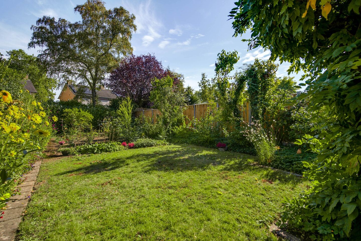 Tussenwoning te koop: Kasteel Exaetenstraat 13, Roermond