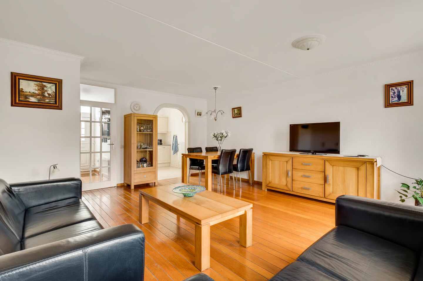 Tussenwoning te koop: Ambachtsingel 41, Roermond