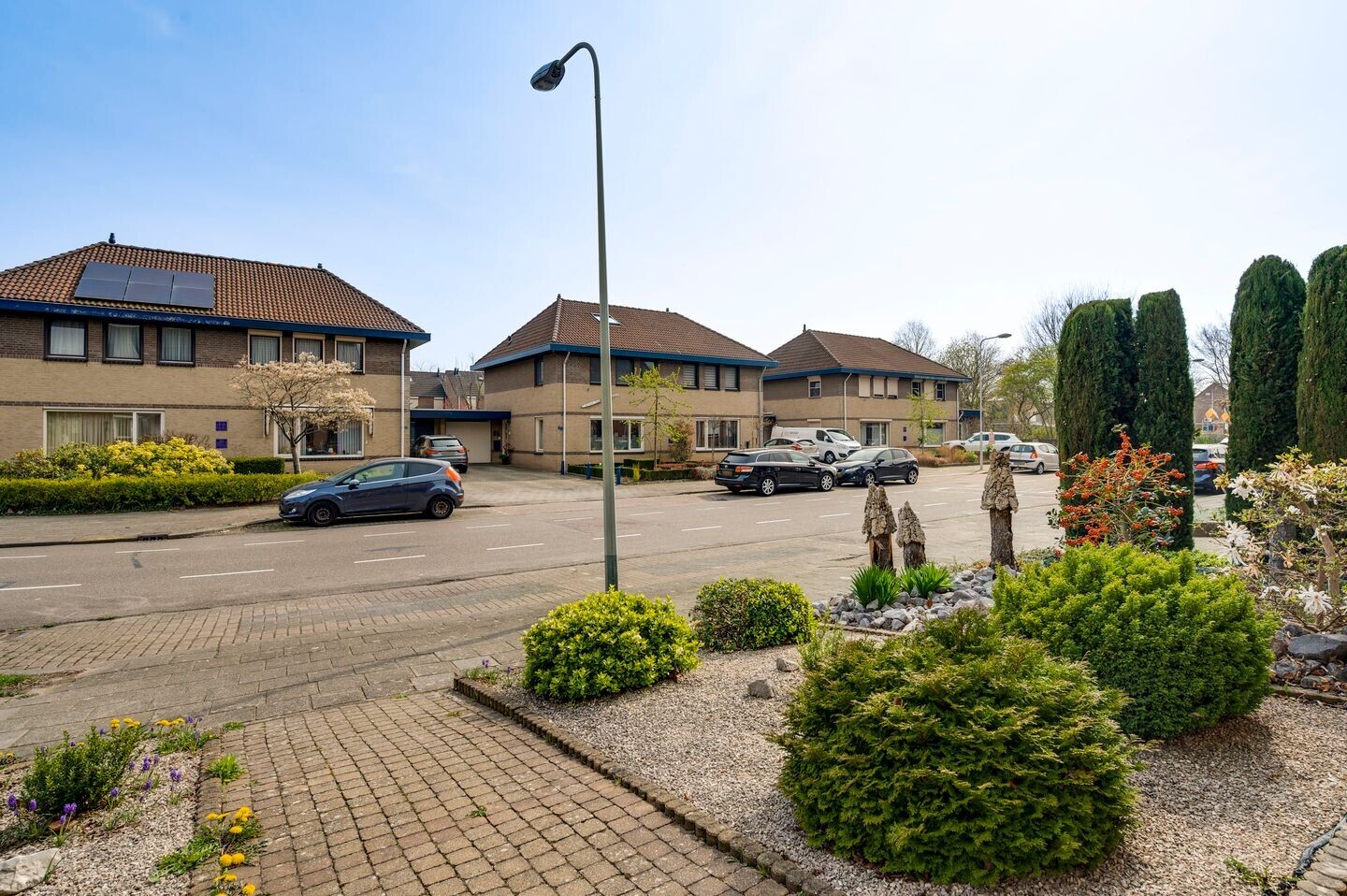 Tussenwoning te koop: Ambachtsingel 41, Roermond