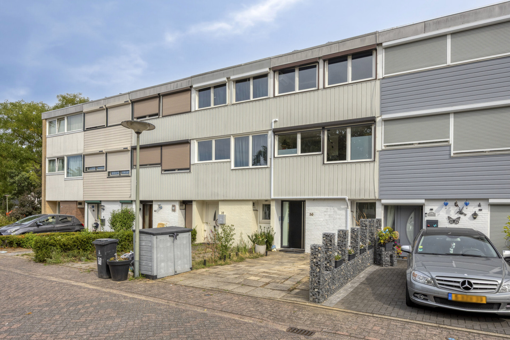Tussenwoning te koop: Venusstraat 36, Roermond