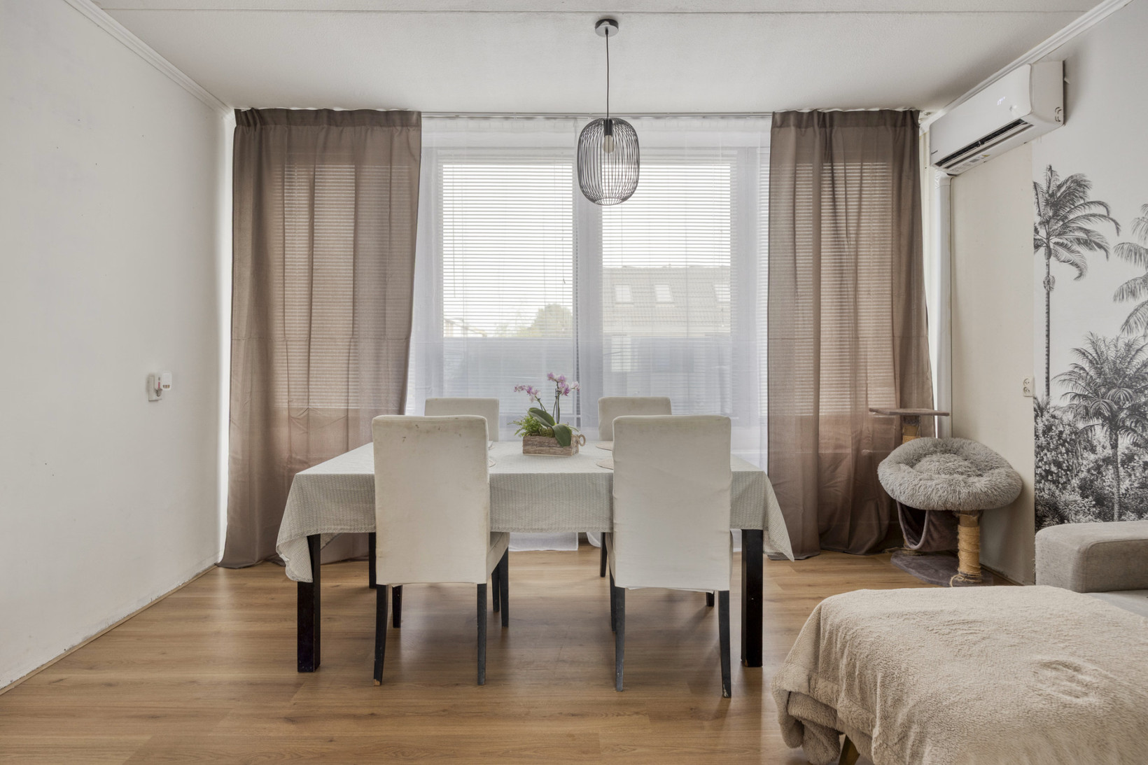 Tussenwoning te koop: Venusstraat 36, Roermond