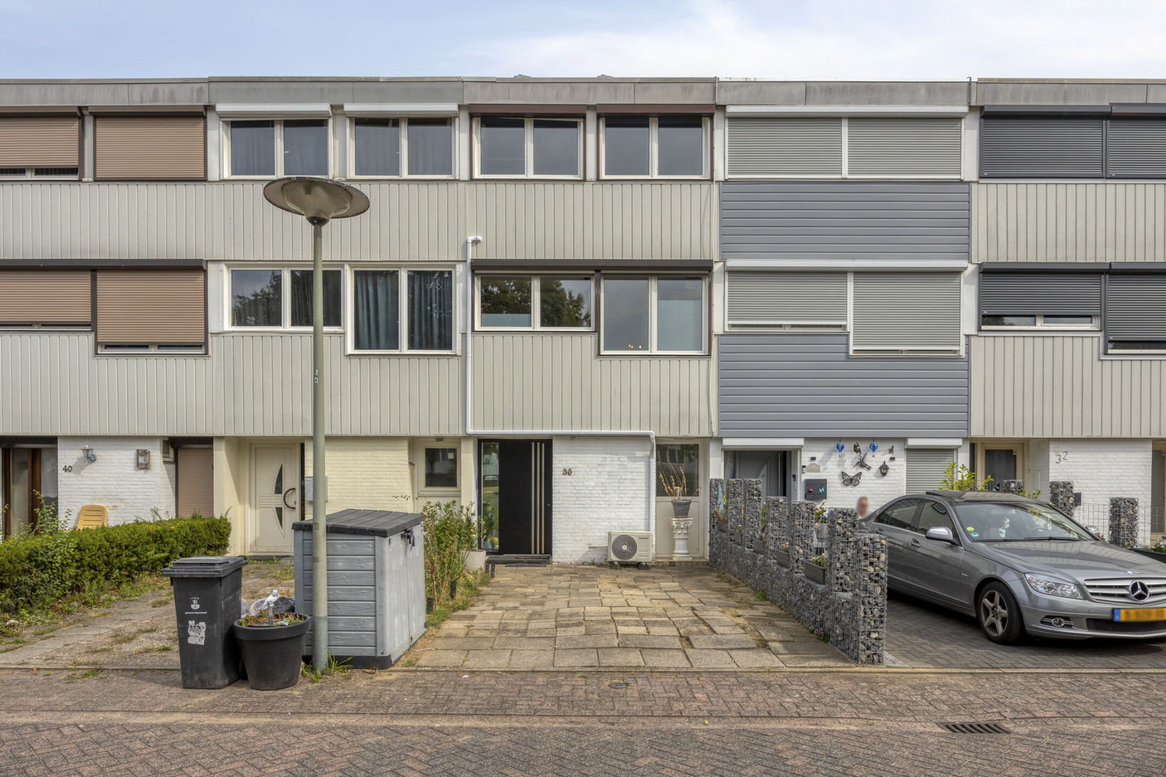 Tussenwoning te koop: Venusstraat 36, Roermond