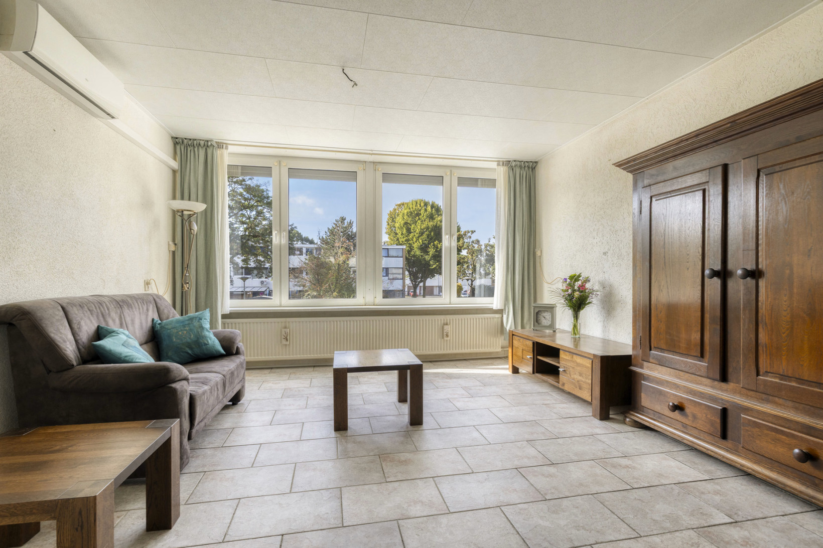 Tussenwoning te koop: Venusstraat 62, Roermond