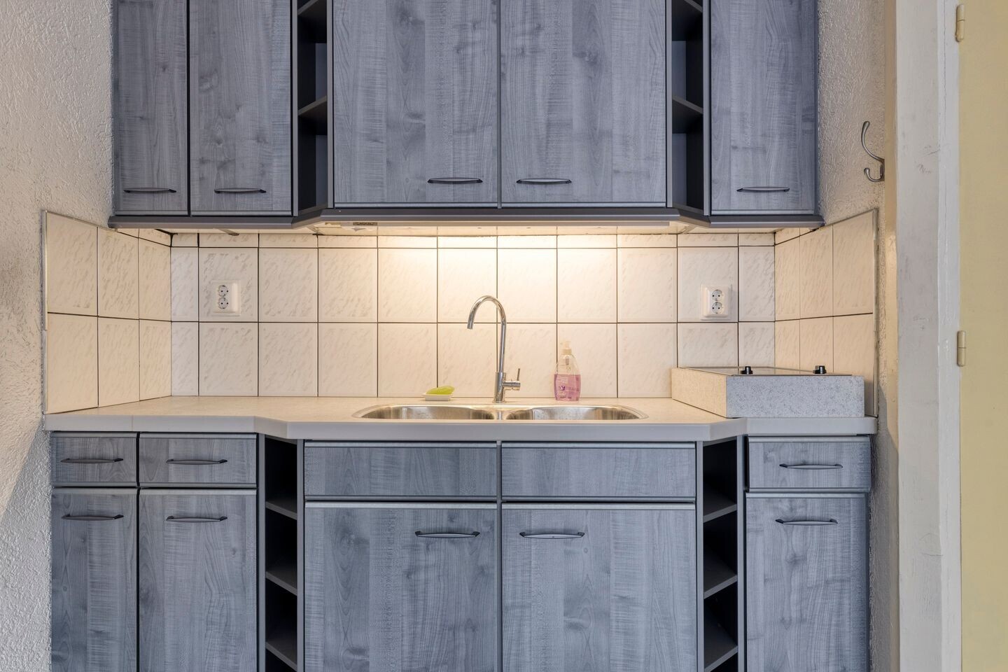 Tussenwoning te koop: Venusstraat 62, Roermond