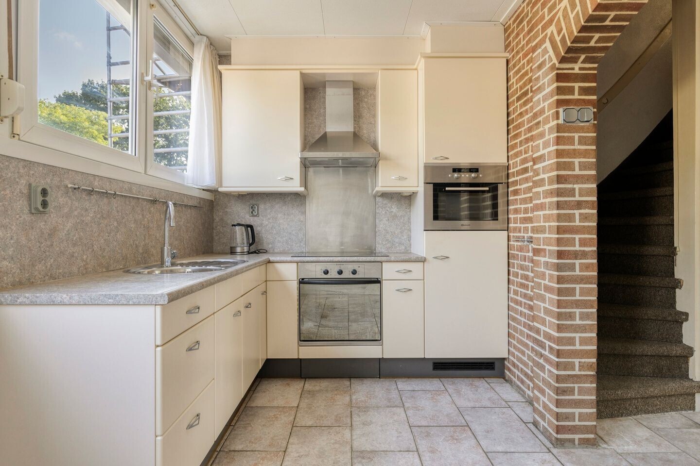 Tussenwoning te koop: Venusstraat 62, Roermond