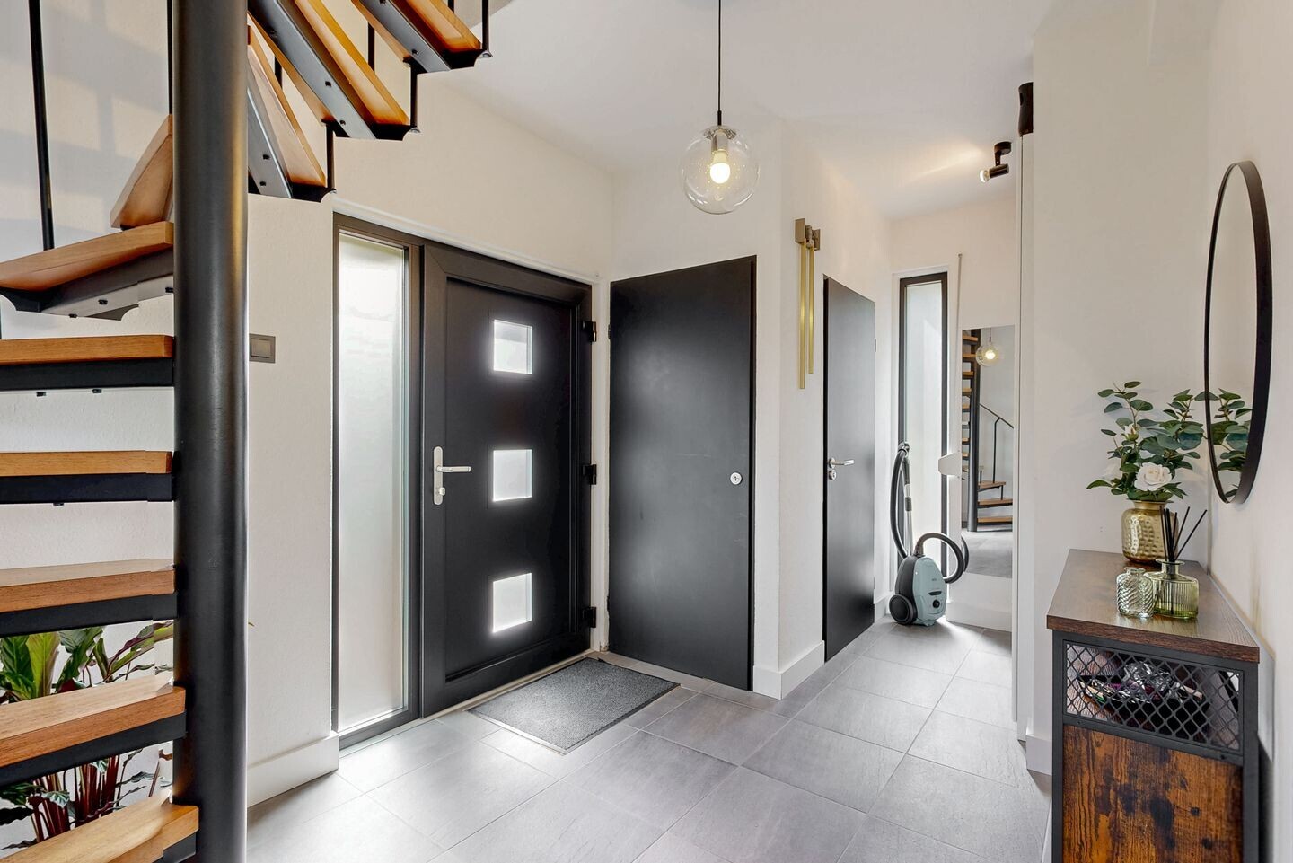Vrijstaande woning te koop: Kasteel Aldenghoorstraat 25, Roermond
