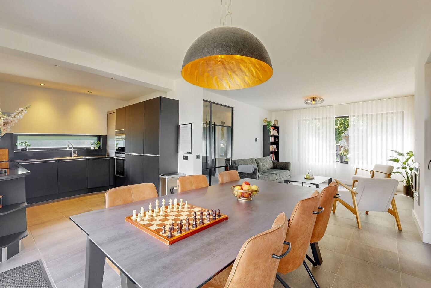 Vrijstaande woning te koop: Kasteel Aldenghoorstraat 25, Roermond
