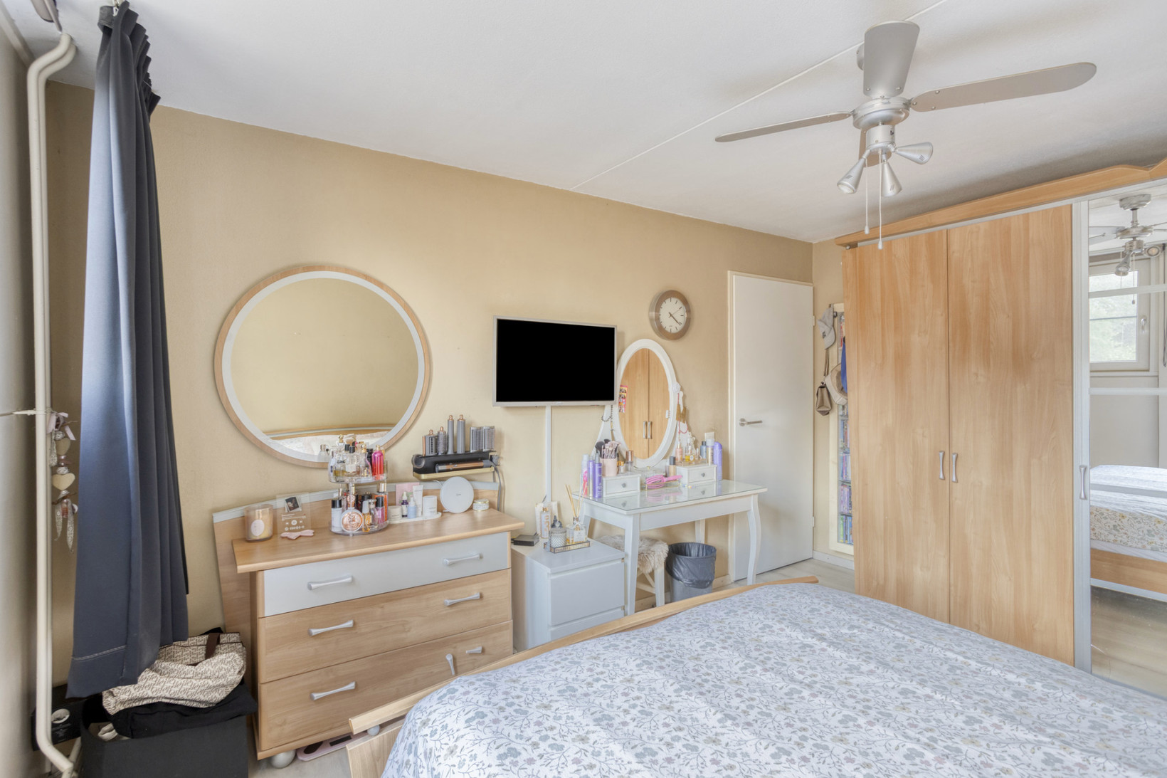 Tussenwoning te koop: Kasteel Daelenbroeckstraat 103, Roermond