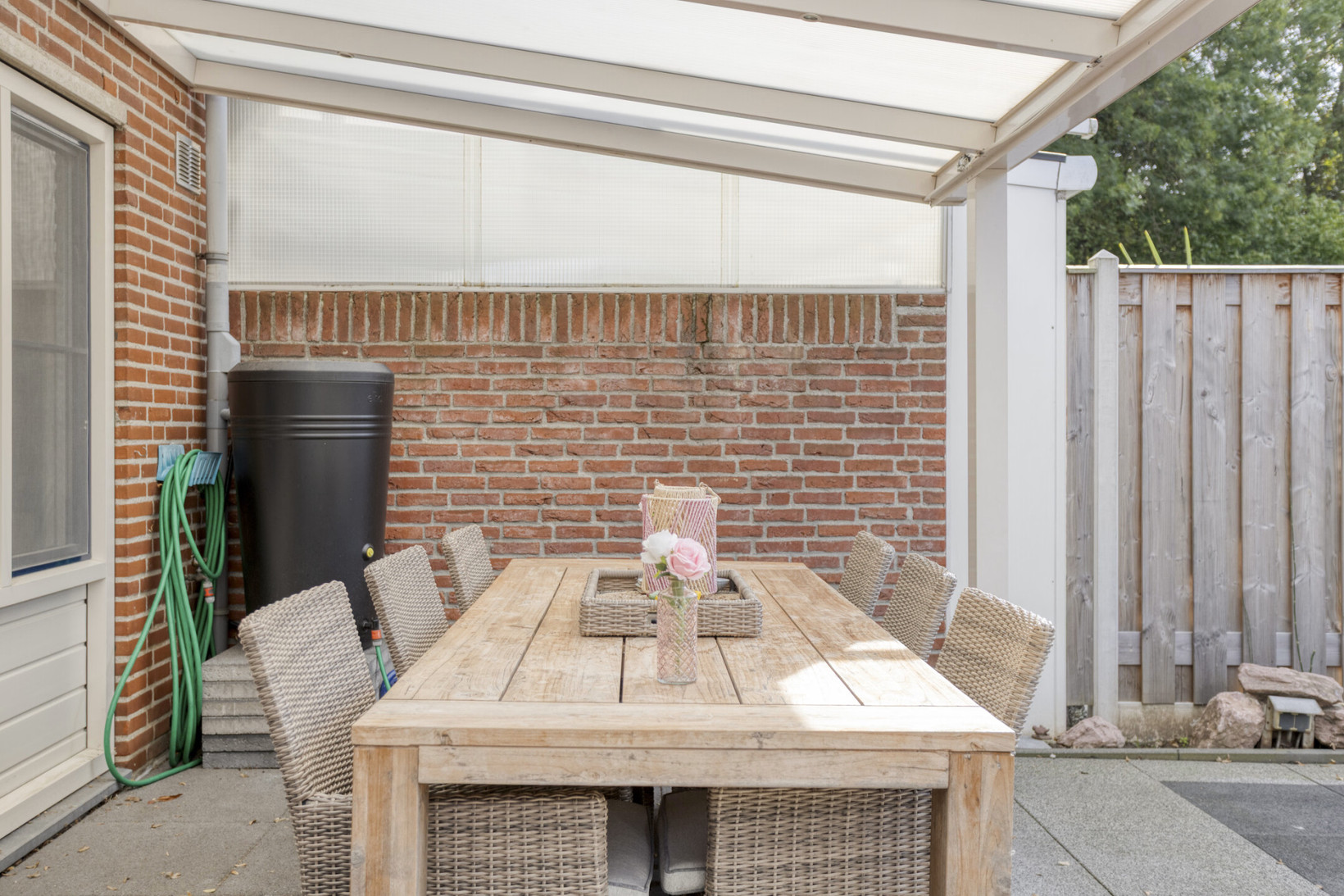 Tussenwoning te koop: Kasteel Daelenbroeckstraat 103, Roermond