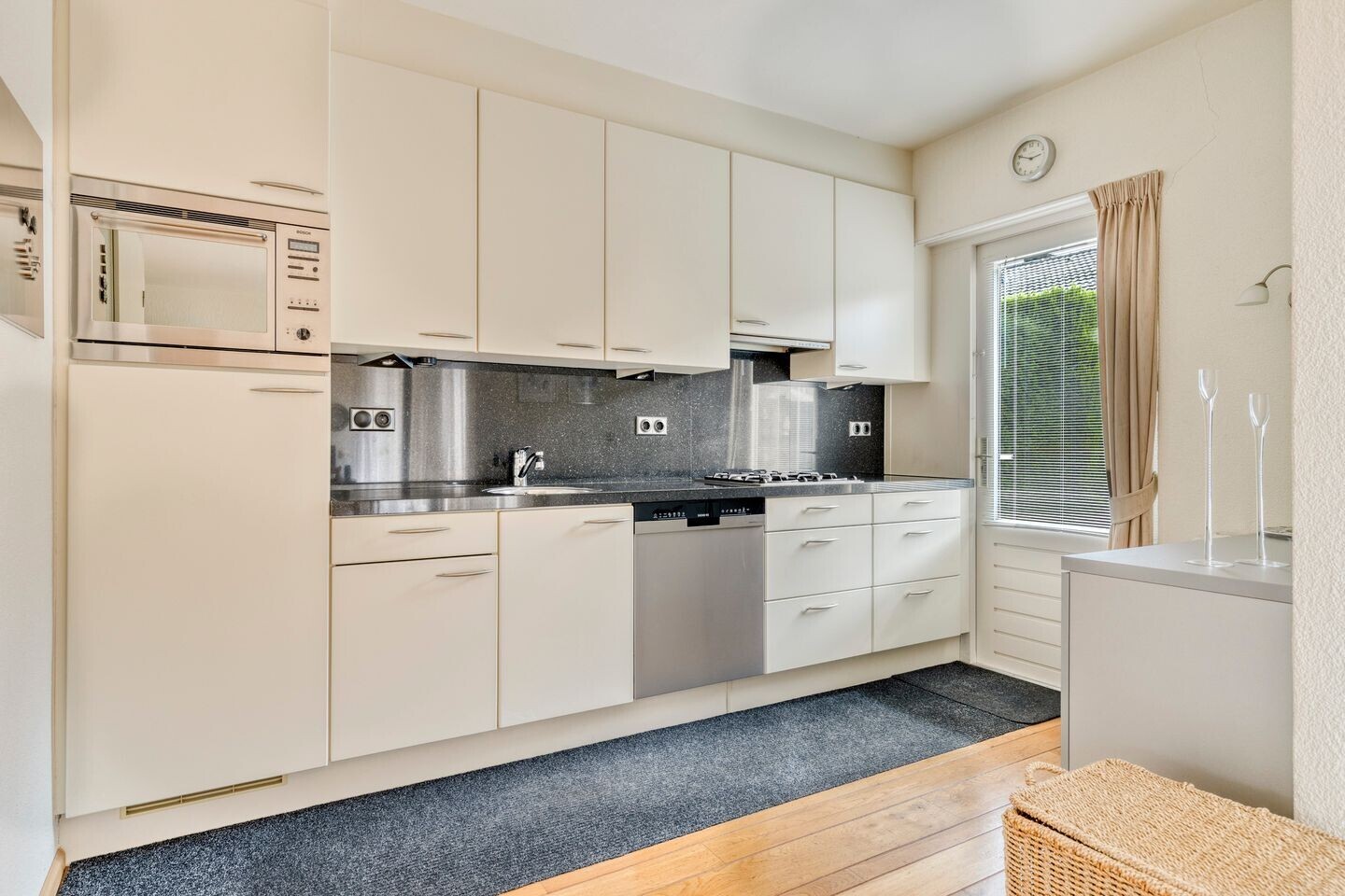 Tussenwoning te koop: Plesmanstraat 24, Roermond