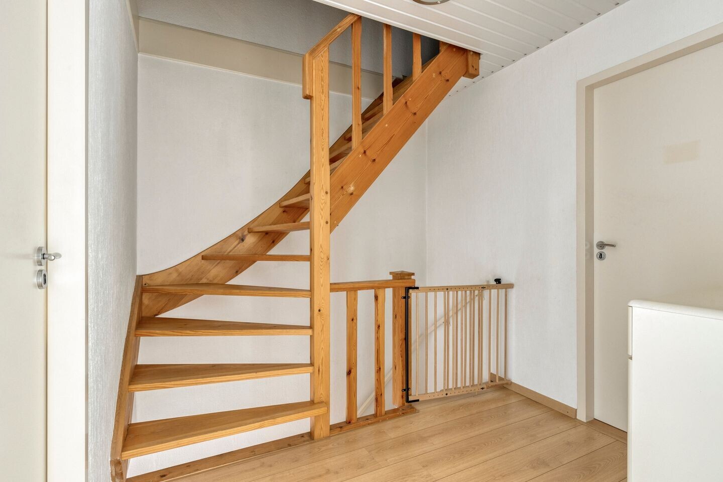 Tussenwoning te koop: Plesmanstraat 24, Roermond