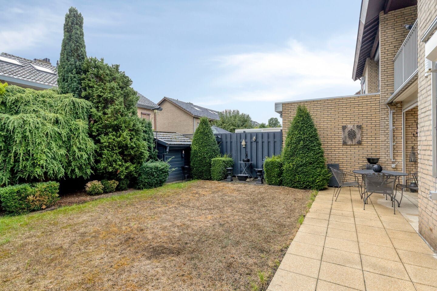 Tussenwoning te koop: Plesmanstraat 24, Roermond