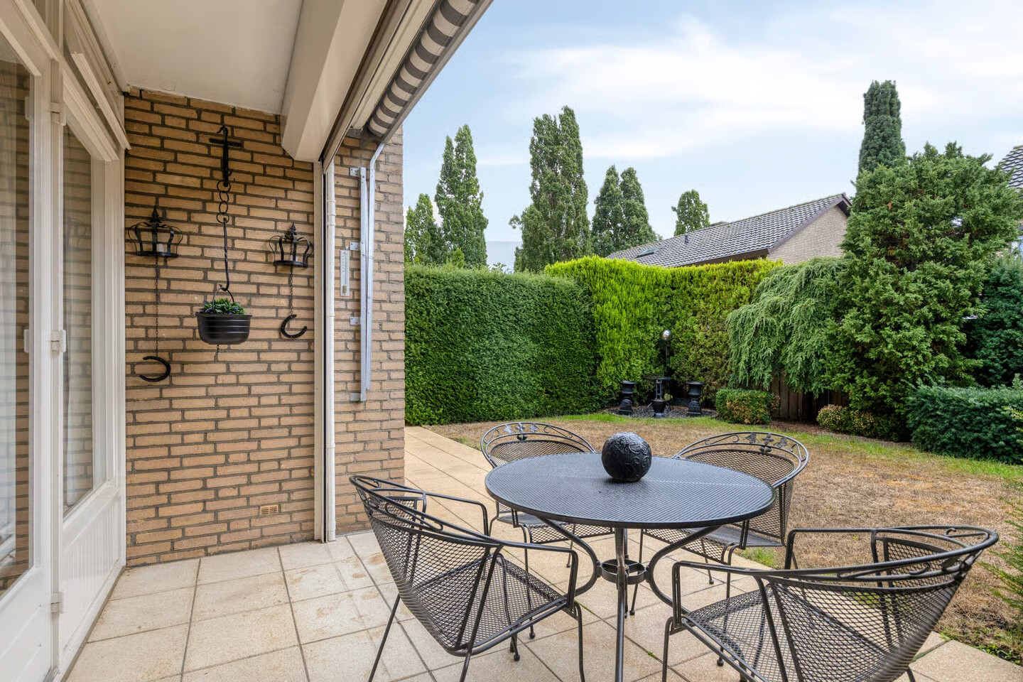 Tussenwoning te koop: Plesmanstraat 24, Roermond