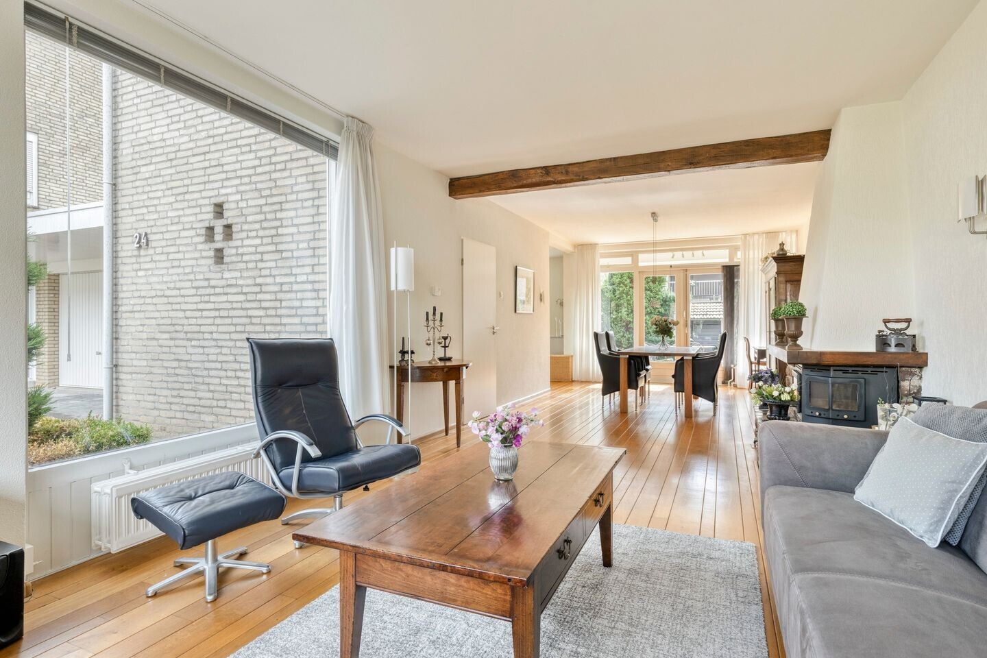Tussenwoning te koop: Plesmanstraat 24, Roermond