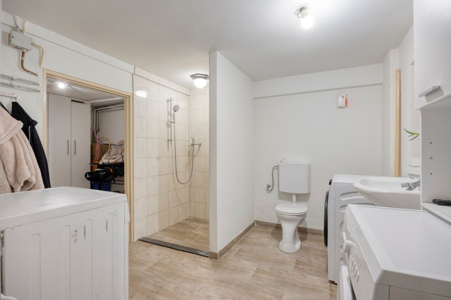 Hoekwoning te koop: Karel Doormanstraat 34, Roermond