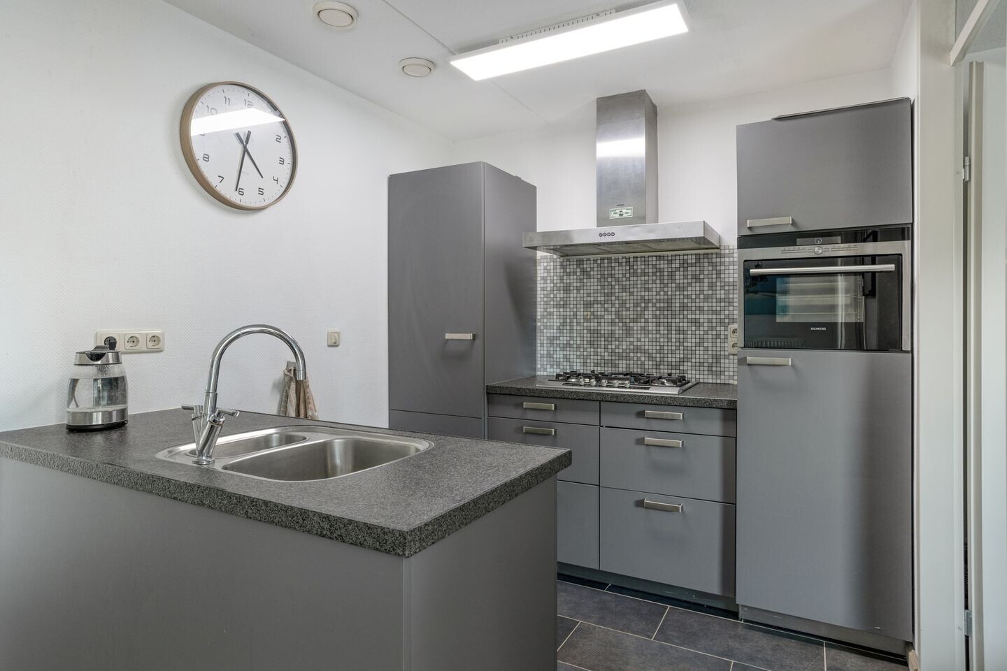 Tussenwoning te koop: Paul van Zeelandstraat 7, Herten