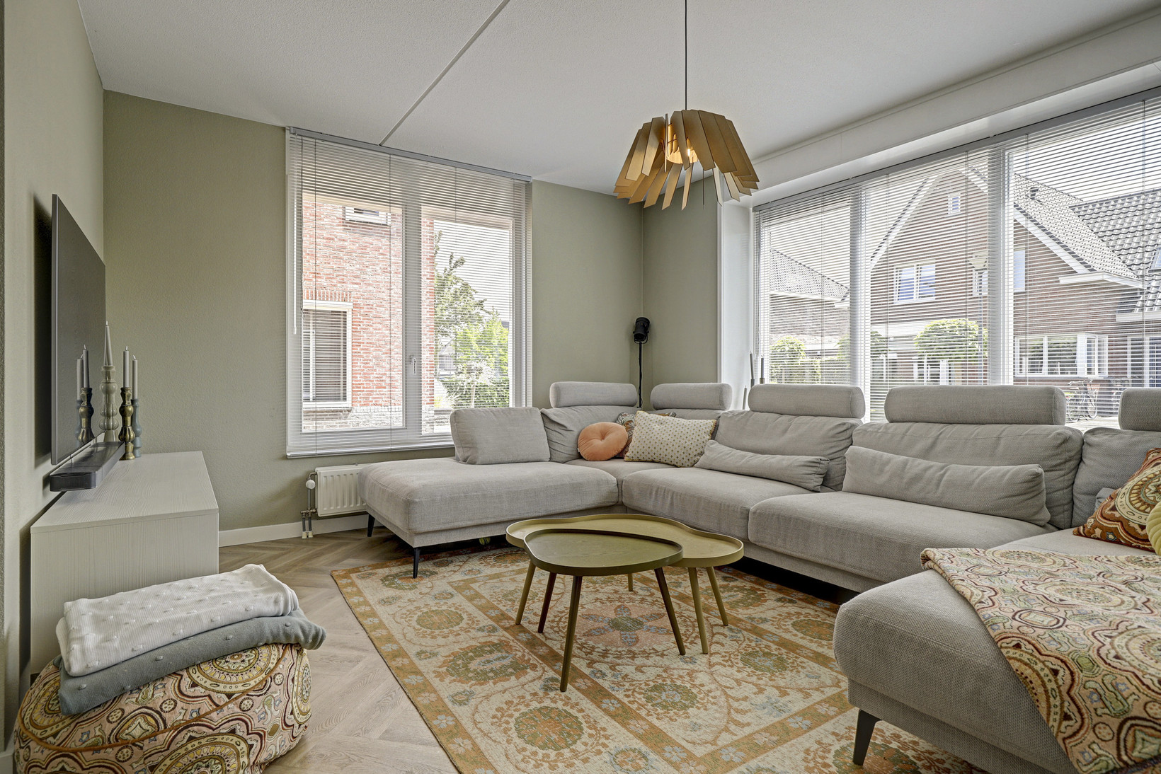 Tussenwoning te koop: Paterskuil 19, Herten