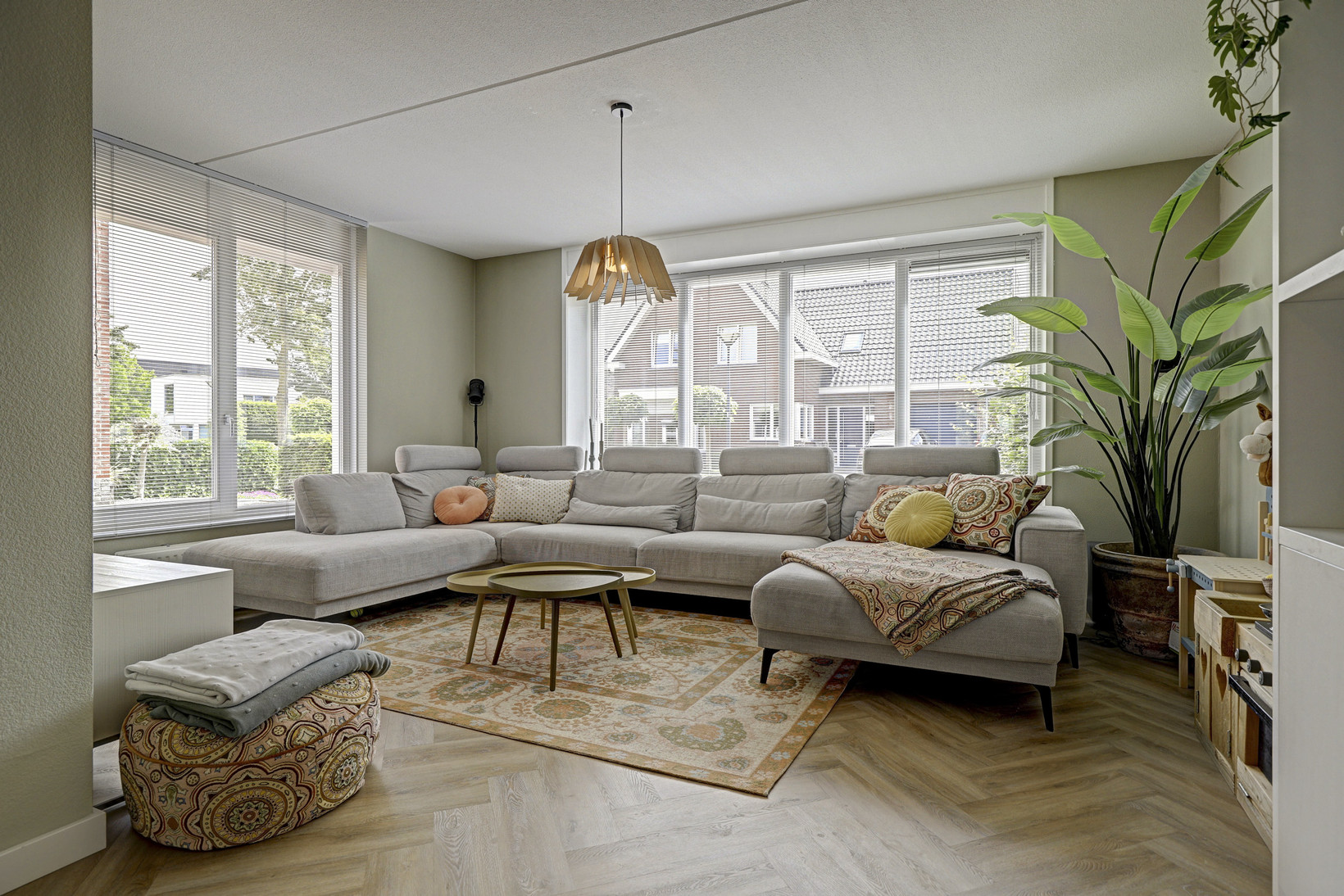 Tussenwoning te koop: Paterskuil 19, Herten