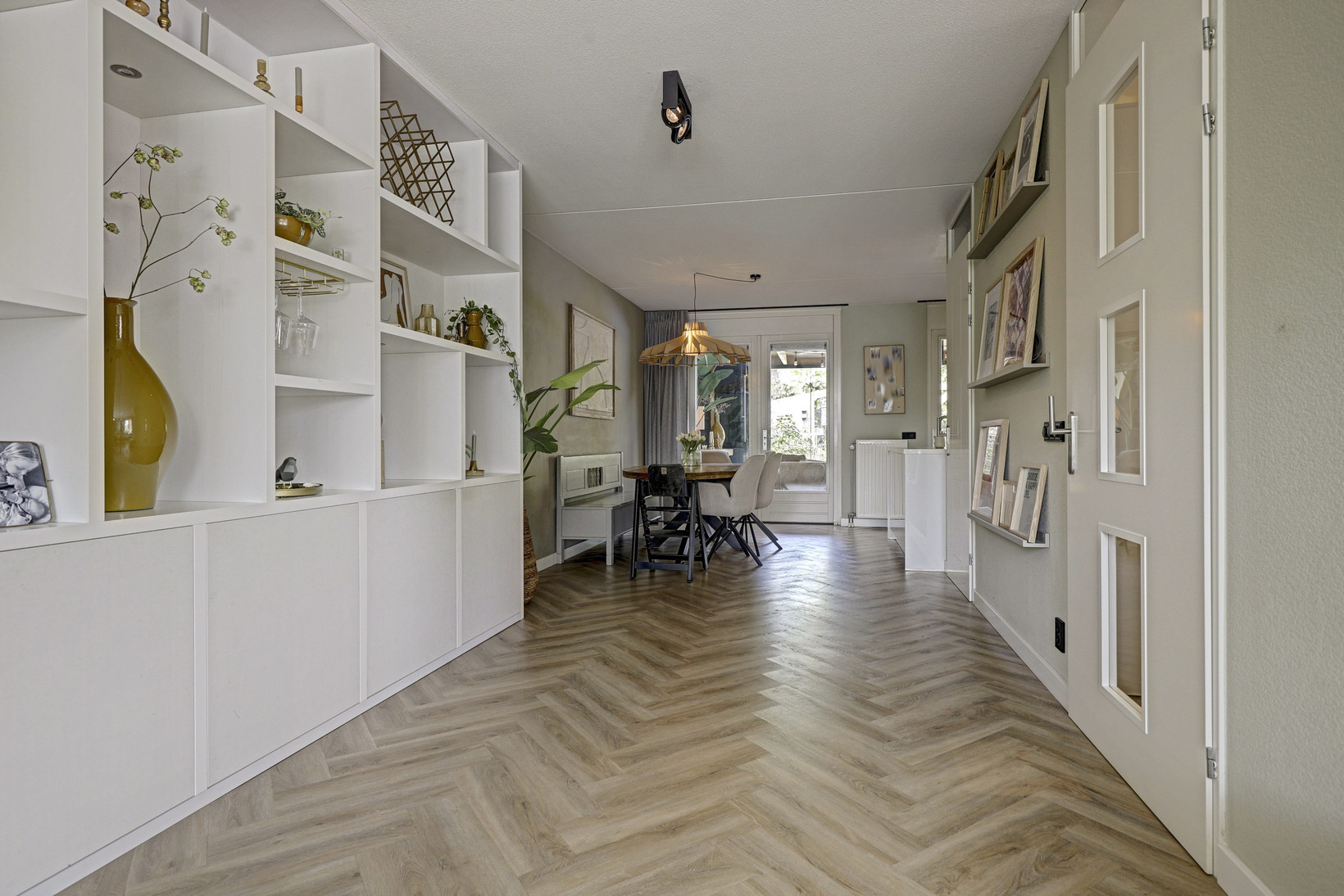 Tussenwoning te koop: Paterskuil 19, Herten