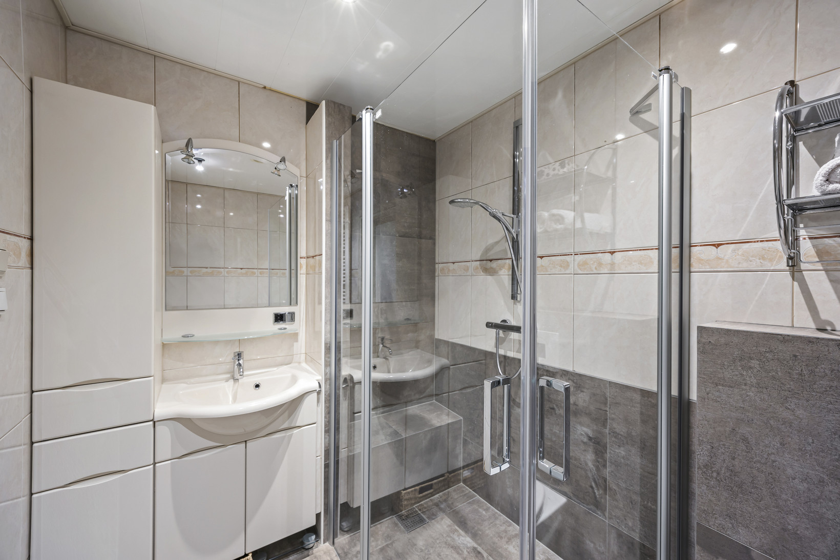 Tussenwoning te koop: Hagenaarpark 38, Maasbracht