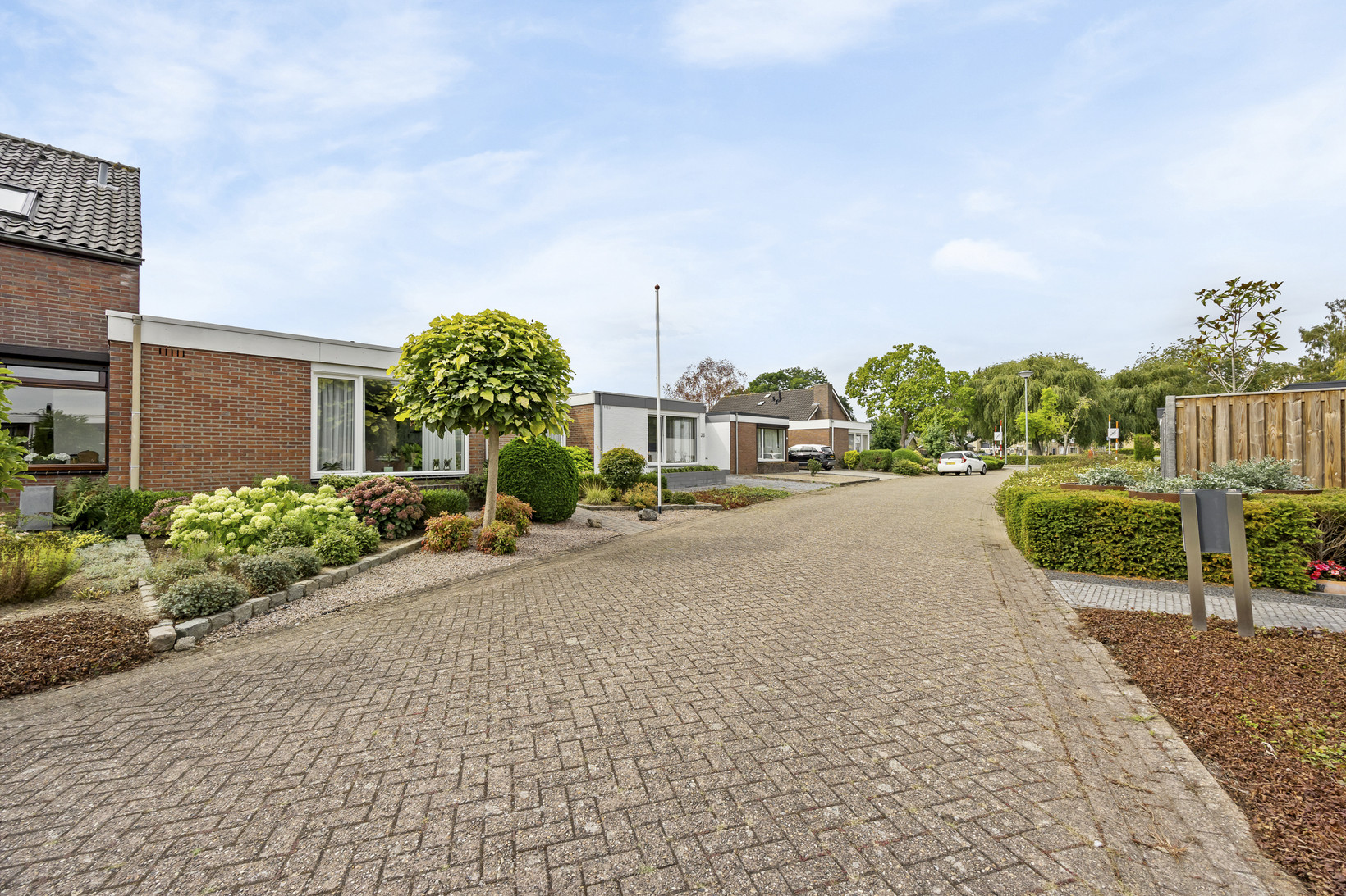 Tussenwoning te koop: Hagenaarpark 38, Maasbracht