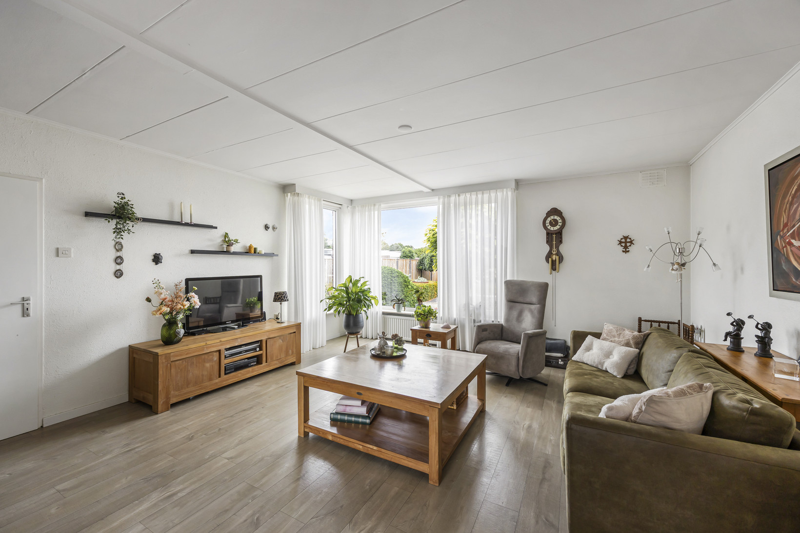 Tussenwoning te koop: Hagenaarpark 38, Maasbracht