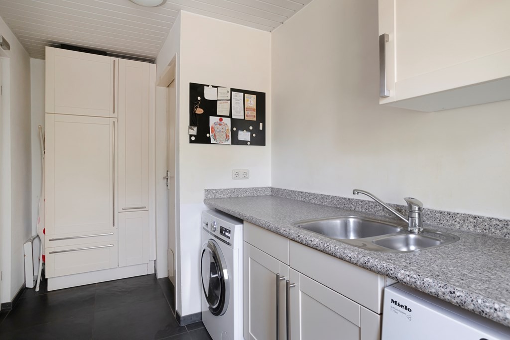 Hoekwoning te koop: Rector Hendrixstraat 27, Maasbracht